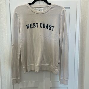 Women’s sweatshirt crewneck